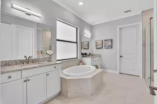 12143 S Baypoint Cir, Parkland, FL 33076 - Photo 48