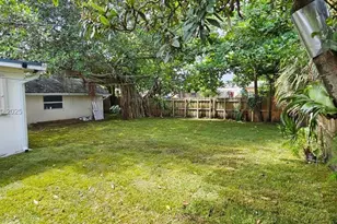 4337 SW 49th St, Dania Beach, FL 33314 - Photo 6