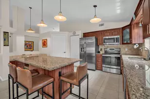 8576 Windy Cir, Boynton Beach, FL 33472 - Photo 2
