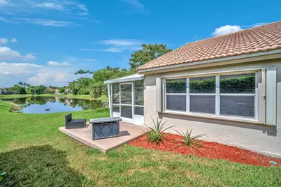 8576 Windy Circle, Boynton Beach, FL 33472 - Photo 10