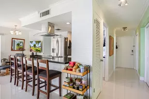 126 Golden Isles Dr, Hallandale Beach, FL 33009 - Photo 16