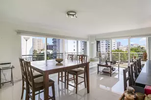 126 Golden Isles Dr, Hallandale Beach, FL 33009 - Photo 20