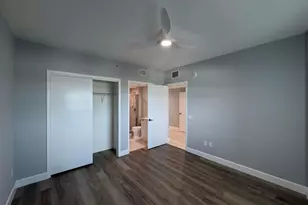 15051 Royal Oaks Ln, North Miami, FL 33181 - Photo 16