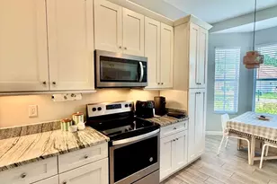 888 SW Munjack Cir, Port Saint Lucie, FL 34986 - Photo 2