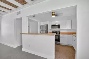 910 SE 3rd St, Boynton Beach, FL 33435 - Photo 10