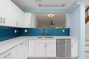 471 Ashwood Pl, Boca Raton, FL 33431 - Photo 4