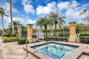 2425 San Pietro Cir, Palm Beach Gardens, FL 33410 - Photo 38