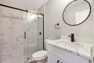 2425 San Pietro Cir, Palm Beach Gardens, FL 33410 - Photo 22