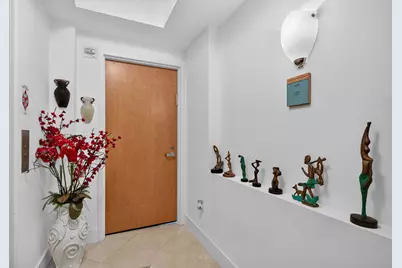 19400 Turnberry Way #921, Aventura, FL 33180 - Photo 6
