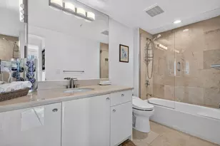 19400 Turnberry Way, Aventura, FL 33180 - Photo 14