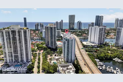 19400 Turnberry Way #921, Aventura, FL 33180 - Photo 34