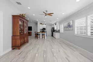 8450 St Johns Ct, Wellington, FL 33414 - Photo 22