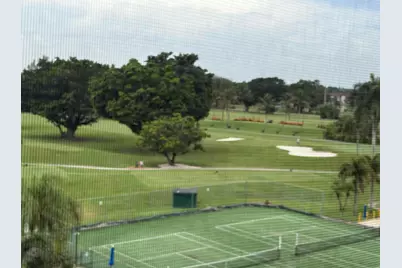 8900 Washington Boulevard #Ph12, Pembroke Pines, FL 33025 - Photo 2