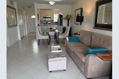 8900 Washington Boulevard #Ph12, Pembroke Pines, FL 33025 - Photo 10