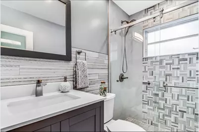 1435 NE 39th Street, Oakland Park, FL 33334 - Photo 4