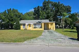 1917 SE Burgundy Ln, Port Saint Lucie, FL 34952 - Photo 1