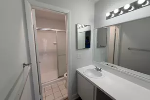 4419 Treehouse Ln, Tamarac, FL 33319 - Photo 2