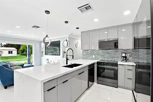 2331 SW 50th Terrace, Fort Lauderdale, FL 33317 - Photo 10