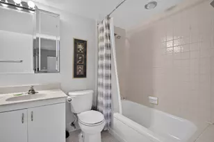 2301 Lucaya Ln, Coconut Creek, FL 33066 - Photo 18