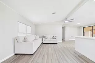 7831 SE Shenandoah Dr, Hobe Sound, FL 33455 - Photo 16