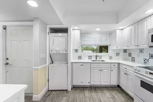 3031 NE 51st St, Fort Lauderdale, FL 33308 - Photo 10