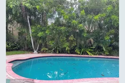 9285 NW 44th Court, Coral Springs, FL 33065 - Photo 18