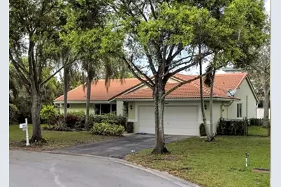 9285 NW 44th Court, Coral Springs, FL 33065 - Photo 2