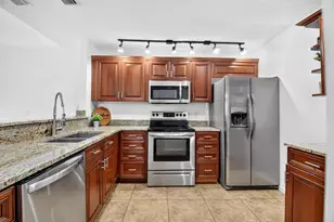 1633 Woodbridge Lakes Cir, West Palm Beach, FL 33406 - Photo 12