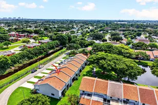 1633 Woodbridge Lakes Cir, West Palm Beach, FL 33406 - Photo 38