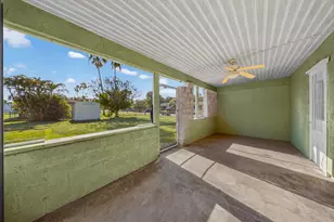 1462 SE North Balcourt Ct SE, Port Saint Lucie, FL 34952 - Photo 20