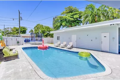42 SW 12th Street, Dania Beach, FL 33004 - Photo 2