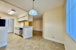 9777 Westview Dr, Coral Springs, FL 33076 - Photo 14