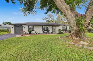 19732 Colorado Cir, Boca Raton, FL 33434 - Photo 2