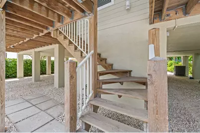 1790 NE Mango Terrace, Jensen Beach, FL 34957 - Photo 4