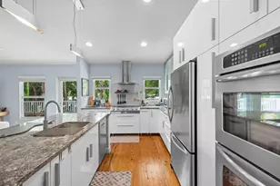 1790 NE Mango Terrace, Jensen Beach, FL 34957 - Photo 8