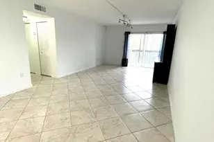 711 N Pine Island Rd, Plantation, FL 33324 - Photo 4