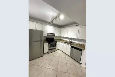 711 N Pine Island Road #305, Plantation, FL 33324 - Photo 8