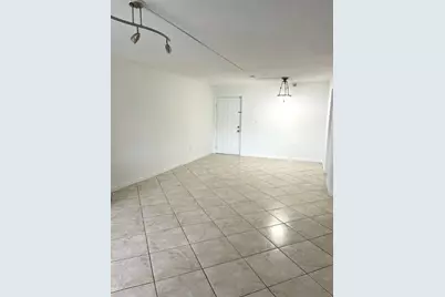 711 N Pine Island Road #305, Plantation, FL 33324 - Photo 6