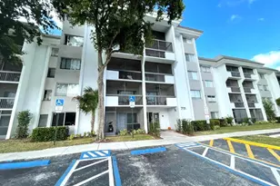 711 N Pine Island Rd, Plantation, FL 33324 - Photo 2