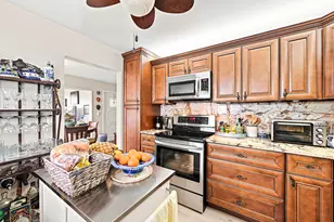 8621 NW 10th St, Plantation, FL 33322 - Photo 12