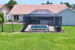 9505 Majestic Way, Boynton Beach, FL 33437 - Photo 2