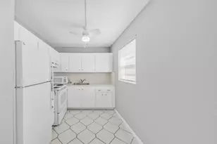 308 Fanshaw H, Boca Raton, FL 33434 - Photo 8
