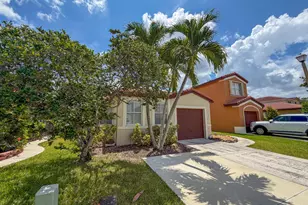 90 NW 42nd Way, Deerfield Beach, FL 33442 - Photo 2