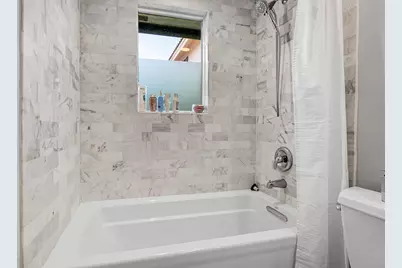 23313 Lago Mar Circle, Boca Raton, FL 33433 - Photo 10