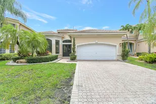 6041 SW 195th Ave, Pembroke Pines, FL 33332 - Photo 2