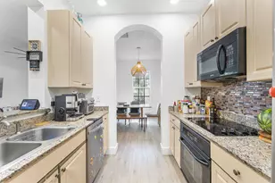 4414 Morgan Ln, Davie, FL 33328 - Photo 10