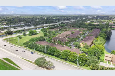 4414 Morgan Lane, Davie, FL 33328 - Photo 6