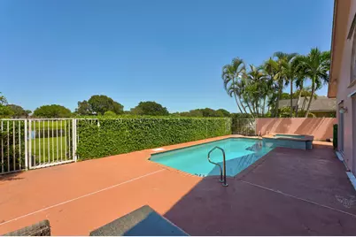 4355 Leicester Court, West Palm Beach, FL 33409 - Photo 12