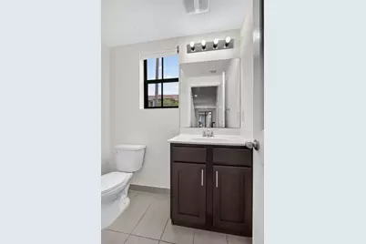 1023 NW 33rd Court, Pompano Beach, FL 33064 - Photo 14