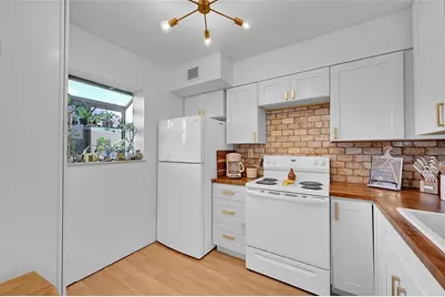 117 Gardens Drive #204, Pompano Beach, FL 33069 - Photo 2
